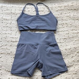 Vuori Two-Piece Active Set in Slate Blue